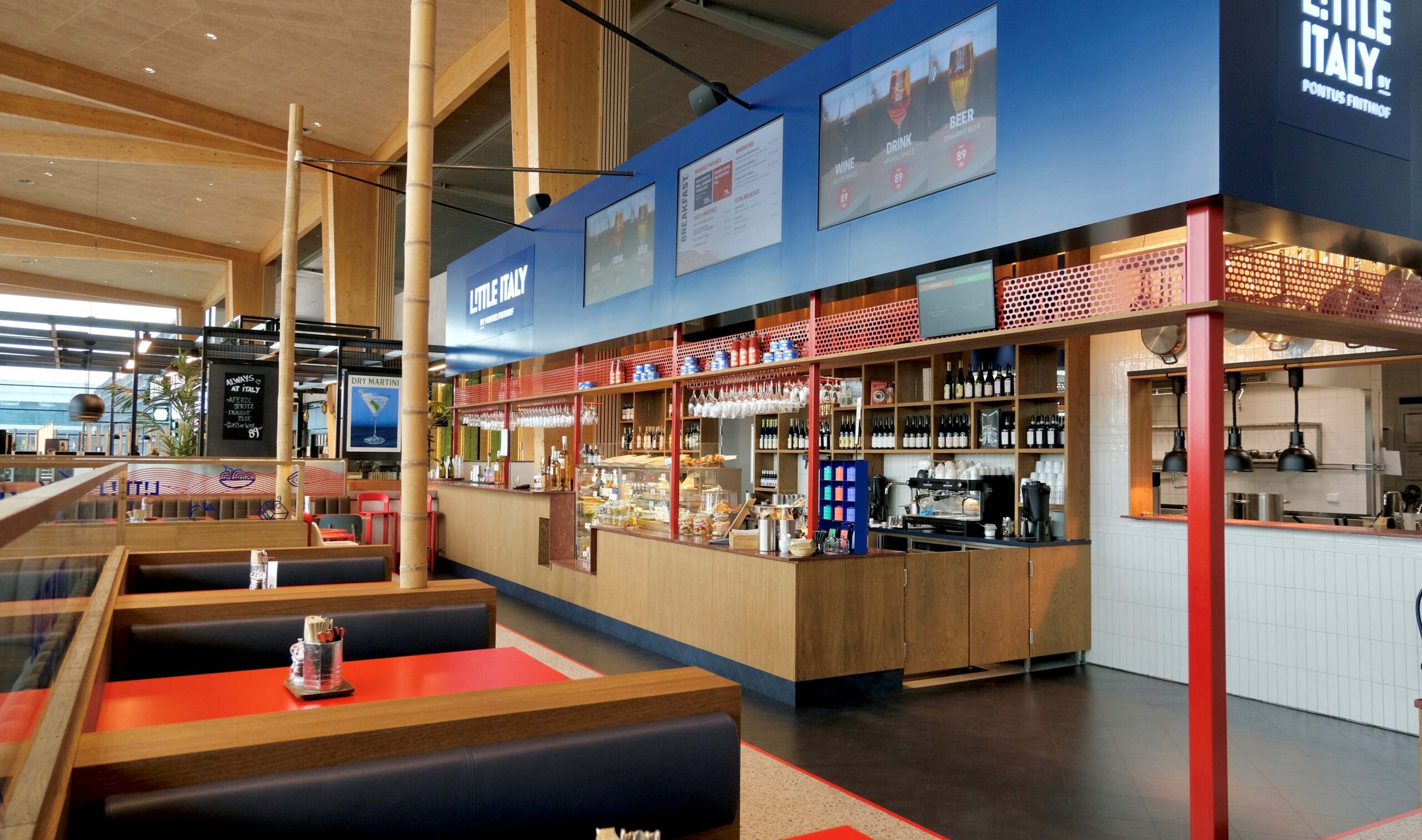 Littte Italy by Pontus Frithiof på Arlanda Terminal 5